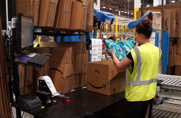 What you see on Amazon’s public warehouse tours
