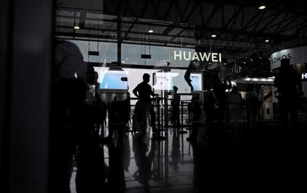 Supplying US Products to Huawei Could Lead to Sanctions - Indian Communication Minister 