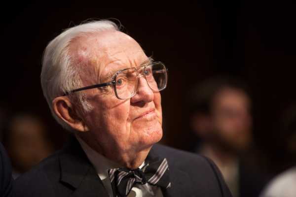 One of John Paul Stevens’s last big ideas: repealing the 2nd Amendment