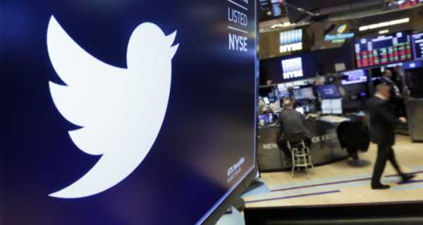 Twitter Shares Fall Amid Suspension of Trump’s Account