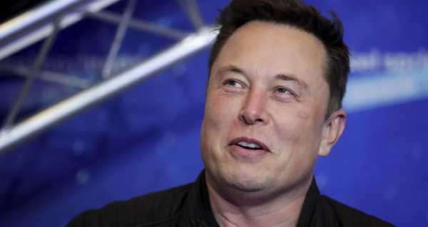 Elon Musk Lures Geeks to ‘SpaceX City’ After Announcing Hefty Handout to Texan County