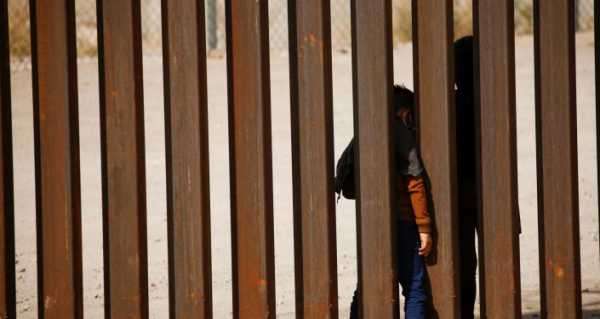 Nearly 19,000 Unaccompanied Minors Stopped at US-Mexico Border in March Amid Booming Crisis