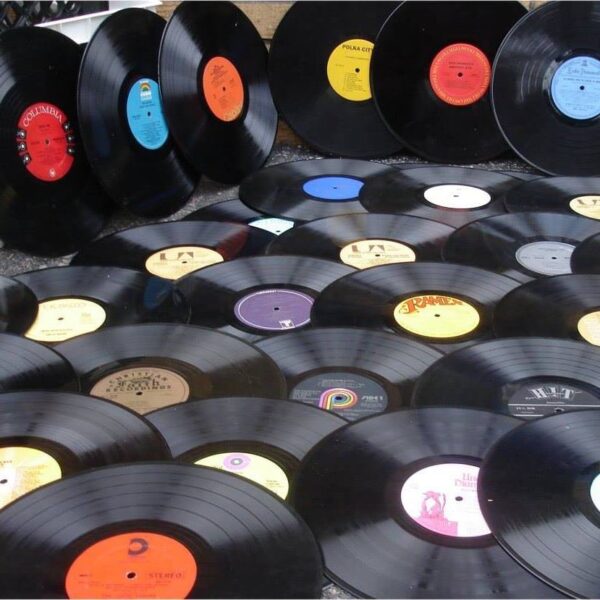 The most sold vinyl record of all time 1 News Day, breaking news