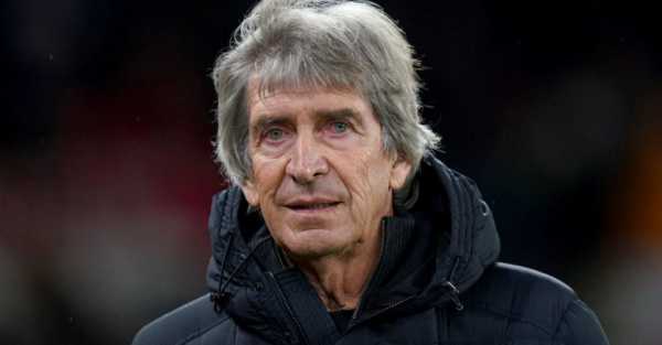 Manuel Pellegrini retains hope Real Betis can turn around Manchester United tie