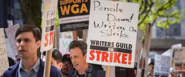 Writers strike felt in missing NBC stars, absence of Fox schedule for TV sales pitches