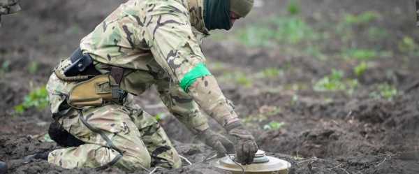 Ukrainian deminers get training in Cyprus from US, Irish experts