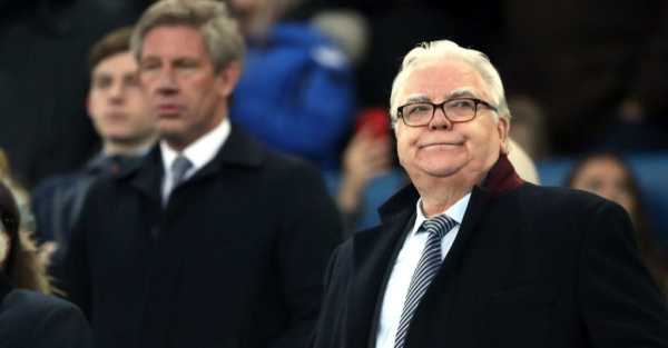 Everton to address Bill Kenwright future following trio of board departures