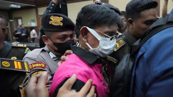 Corruption trial begins for former Indonesia IT minister over mobile phone tower project