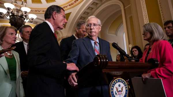 McConnell had minor fall 2 weeks ago, uses wheelchair periodically to get around: Sources