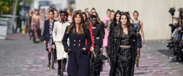 Chanel couture makes a subdued ode to Parisian elegance in fall-winter collection