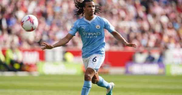 Nathan Ake extends Manchester City contract to 2027