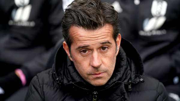 Marco Silva: Fulham manager stalls on signing new contract