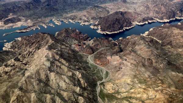 Federal officials plan to announce 2024 cuts along the Colorado River. Here’s what to expect