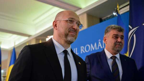 Neighbors Ukraine and Romania sign accord to boost Kyiv’s grain exports through Romanian territory