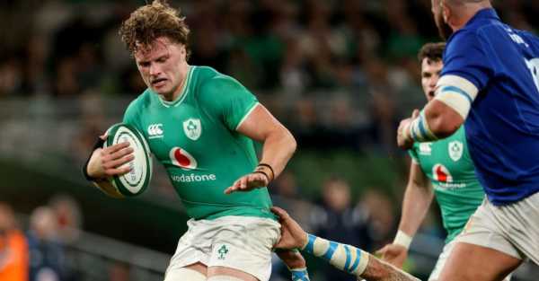 Cian Prendergast named at number 8 for Ireland in strong side against England