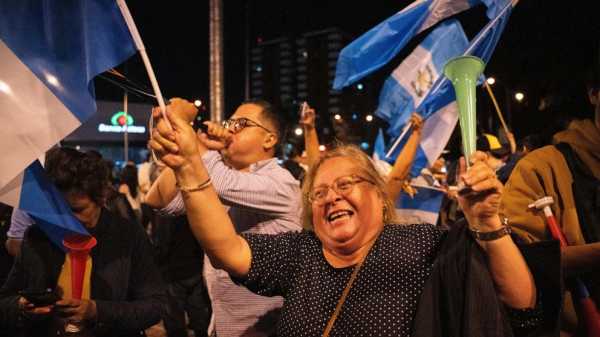 Guatemala elects progressive Arévalo as president, but efforts afoot to keep him from taking office