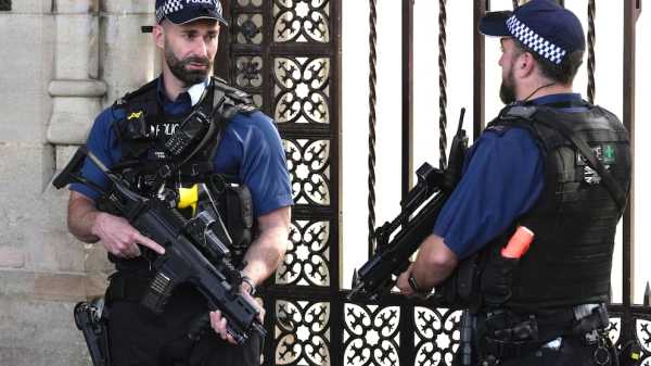 London’s armed officers protest murder charge for colleague