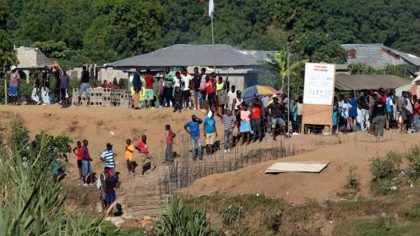 Dominican Republic closes all borders with Haiti as tensions rise