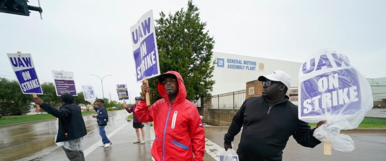 General Motors and Stellantis in talks with United Auto Workers to reach deals that mirror Ford’s