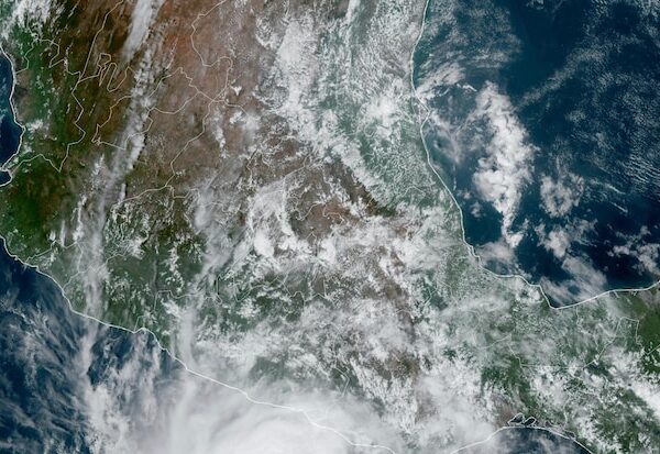 Hurricane Otis rapidly strengthens off Mexico’s Pacific coast as it heads toward Acapulco