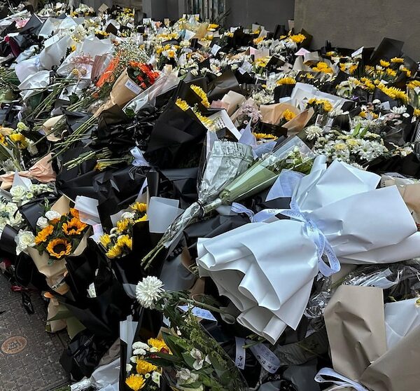 Hundreds of mourners lay flowers at late Premier’s Li Keqiang’s childhood residence in eastern China