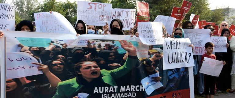 Thousands rally in Pakistan against Israel’s bombing in Gaza, chanting anti-American slogans