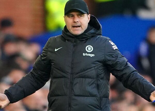 Mauricio Pochettino calls for Chelsea transfers in January window after Everton loss