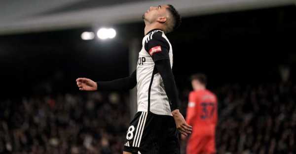Fulham fail to take chances in goalless Premier League stalemate with Everton