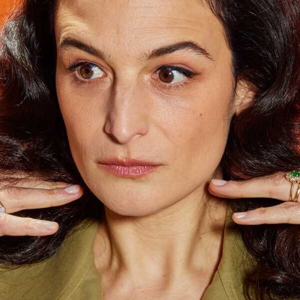 Jenny Slate Doesn’t Want to Gross You Out
