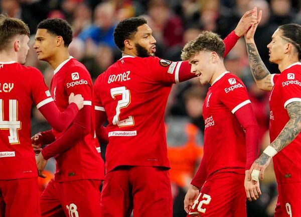 Liverpool primed for Man Utd showdown as West Ham thrive under David Moyes in Europe – EL & ECL hits and misses