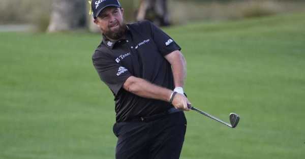 Wet weather suspends play in Florida with Shane Lowry three shots off the pace