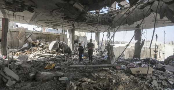 Hamas in Cairo as Egyptian media report progress in ceasefire talks