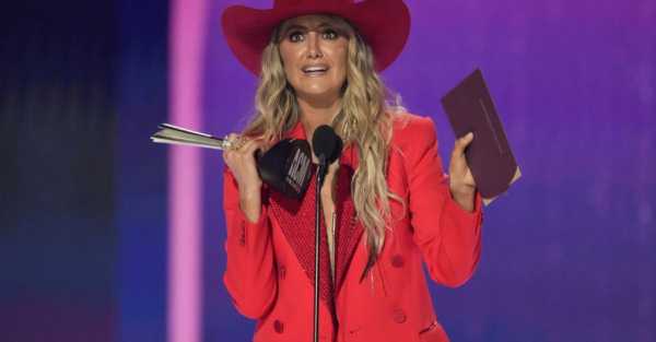 Lainey Wilson takes top honour at 2024 Academy of Country Music Awards
