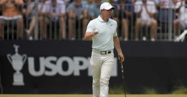 Rory McIlroy in pursuit of US Open leader Bryson DeChambeau