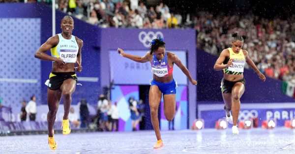 Saint Lucia’s Julien Alfred wins superb 100 metres gold