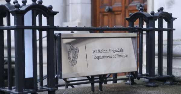 Rating agency upgrades Ireland citing strong fiscal performance and new saving funds