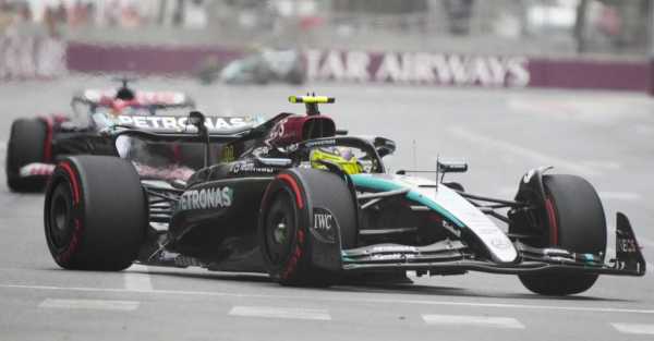 Lewis Hamilton to start Azerbaijan GP from pit lane after Mercedes engine change