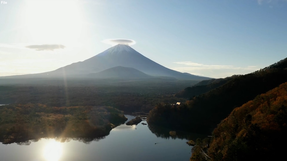 Video Japan’s Mount Fuji breaks 130-year record for no snow in October