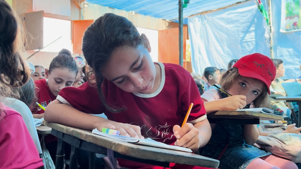 Video Children in Gaza miss going to school, struggle to continue education amid war