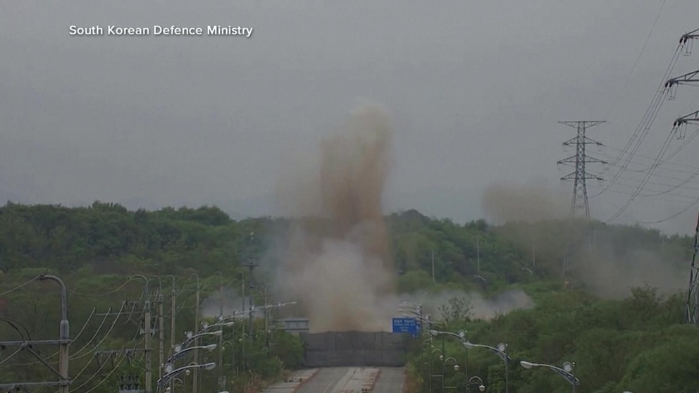 Video South Korea fires warning shots after North Korea blows up border roads