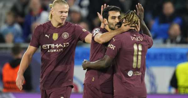 Manchester City stroll past Slovan Bratislava for first Champions League win