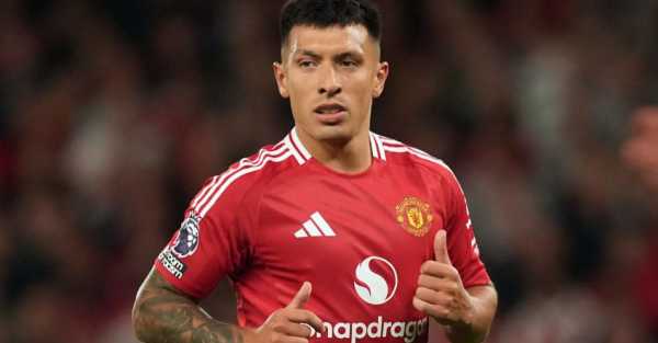 Lisandro Martinez: West Ham defeat difficult to accept for Manchester United