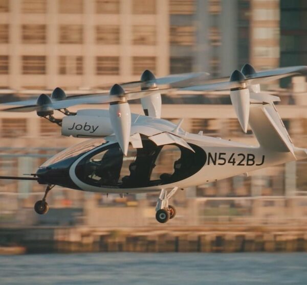 Video Flying taxis moving closer to taking off in the US