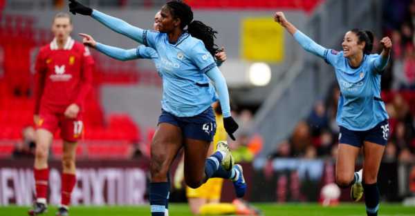 Khadija Shaw at the double as Man City hit back to beat Liverpool at the death