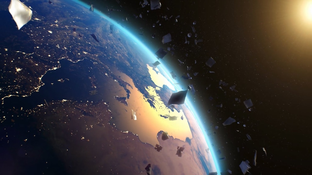 Video Growing threat and consequences of junk in space