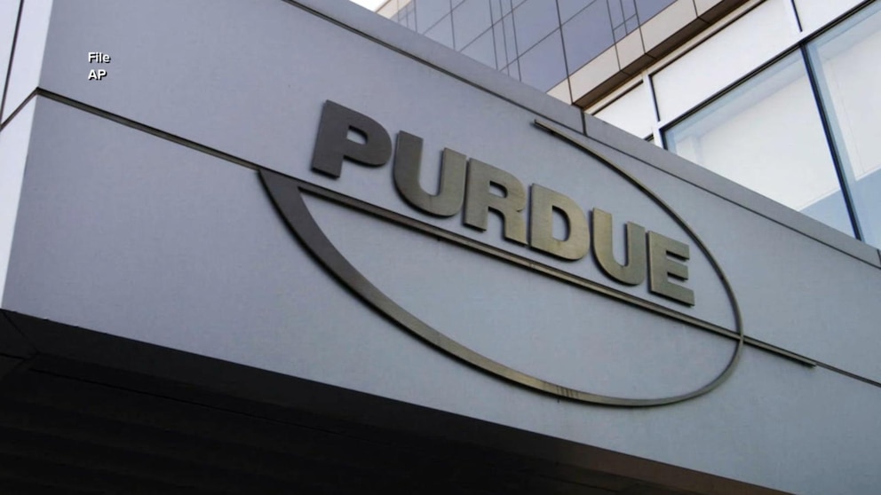 Video Purdue, Sacklers offer $7.4 billion in settlement