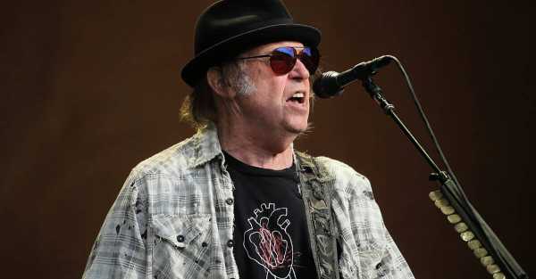 Neil Young turns down Glastonbury Festival due to BBC’s ‘corporate control’