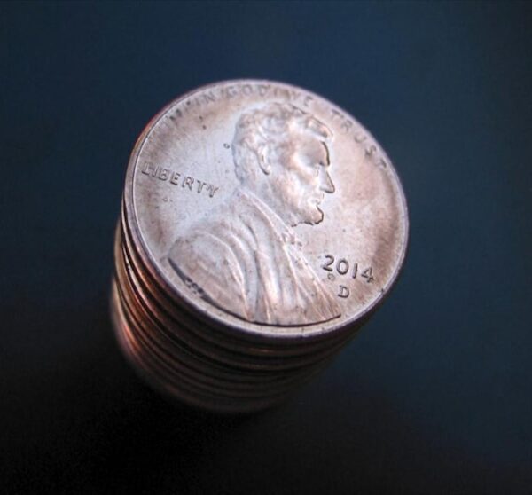 Video Trump directs Treasury to stop minting new pennies