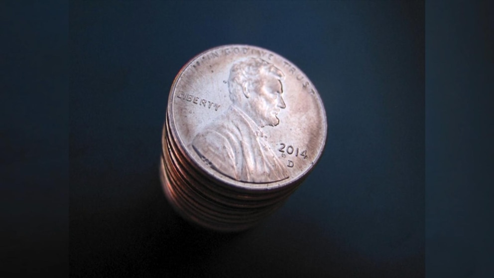 Video Trump directs Treasury to stop minting new pennies