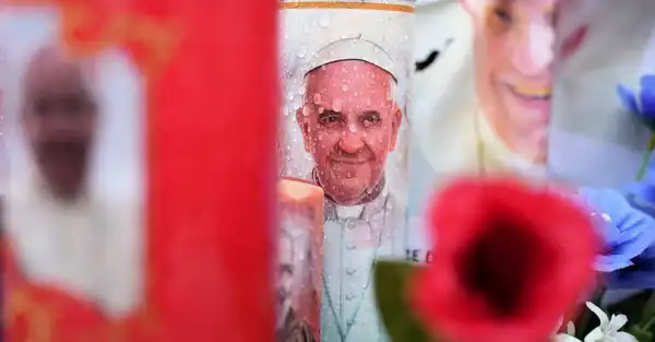 Pope thanks people for praying 'from the heart' in new audio message